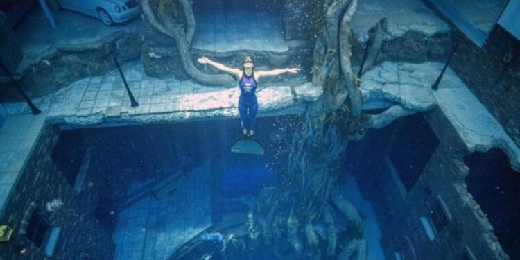 World’s Deepest diving pool in Dubai