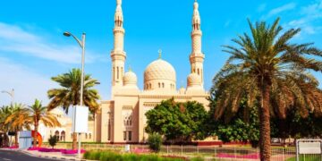 The Jumeirah Mosque in Dubai: A cultural landmark