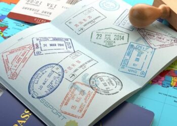 How to apply for a transit visa to travel around the UAE?