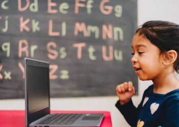 What kind of education will we be offering in 2022? Distance learning or face-to-face education?