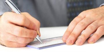 The cheque bounced: How can you get the money from the Dubai Courts?