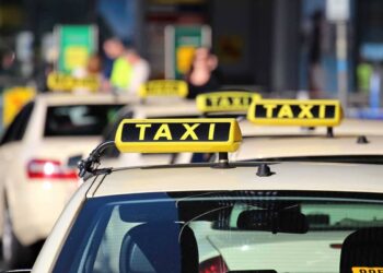 Booking a taxi online in the UAE during the weekend? The RTA has announced new peak hours