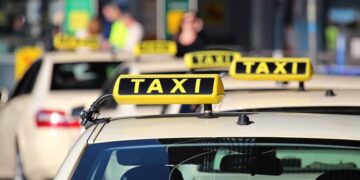 Booking a taxi online in the UAE during the weekend? The RTA has announced new peak hours