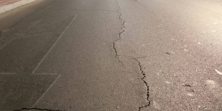 Have you encountered a damaged road sign or crack in the pavement? Use the RTA app to report it