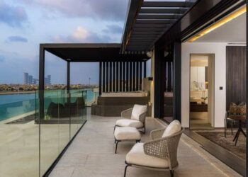 Villa on Dubai's Palm Jumeirah sells for Dh63 million, bringing the island's the year-to-date sales total to Dh4.6 billion