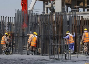 Tired of the loud construction noise in Dubai? Use Dubai Municipality's mobile app to report it directly