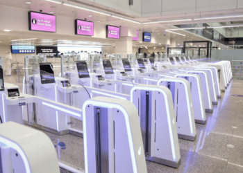 Are you planning to travel through Dubai Airport? Here's how you can access the Smart Gates