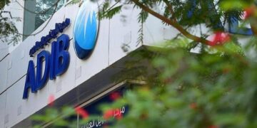 In response to rising interest in land ownership, a United Arab Emirates bank announces the first-ever plot financing