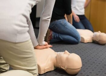 Here is how to take First Aid courses in Abu Dhabi to prepare for emergency situations