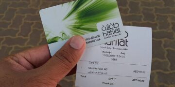 Looking for a bus in Abu Dhabi? Learn how to register for the Hafilat Card