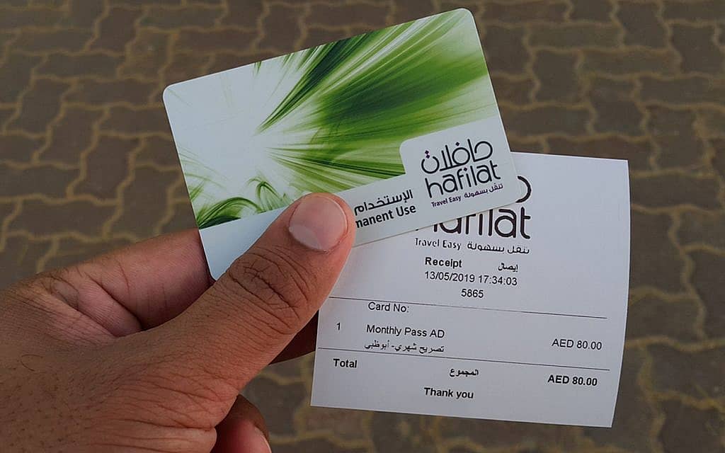 Looking for a bus in Abu Dhabi? Learn how to register for the Hafilat Card