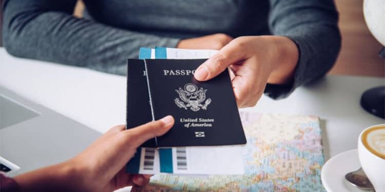 Have a quick stopover in the UAE? Here's how you can obtain a transit visa