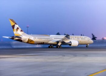 Are you traveling through Abu Dhabi Airport this Eid holiday? Here are eight tips to follow