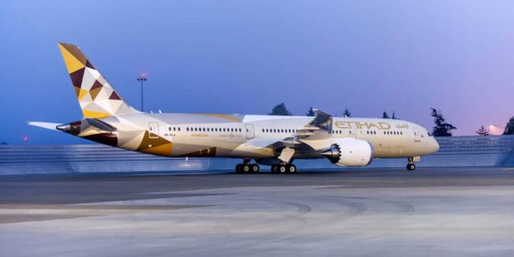 Are you traveling through Abu Dhabi Airport this Eid holiday? Here are eight tips to follow