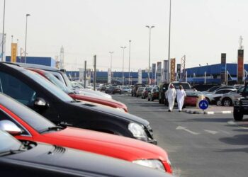 Transport in the UAE in 2022: 3 ways to save money