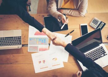 Starting a small business from home in the UAE? Here are the costs you need to consider