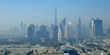 AED1.4 billion worth of real estate transactions were recorded in Dubai on Monday