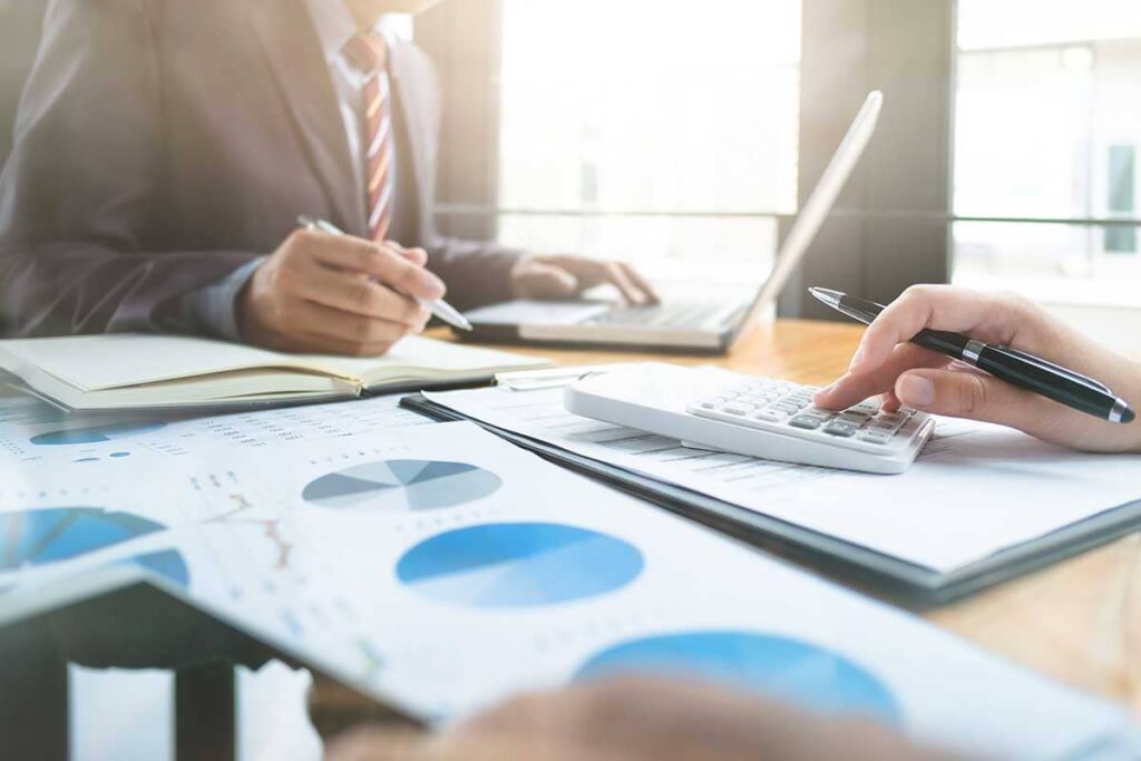 In the UAE 2022, how much will it cost to start up a business?