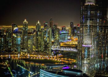 AED1.6 billion worth of real estate transactions were recorded in Dubai on Monday