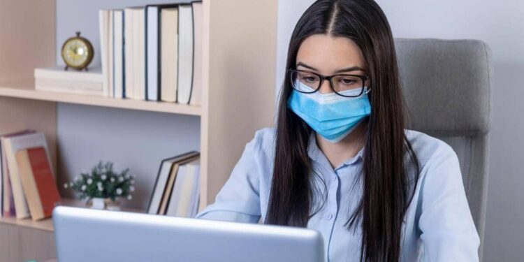 UAE employee insurance 2022: When do employers need to provide a bank guarantee?