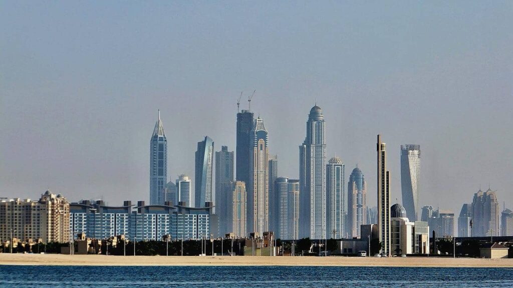 AED2.4 billion worth of real estate transactions were recorded in Dubai on Thursday