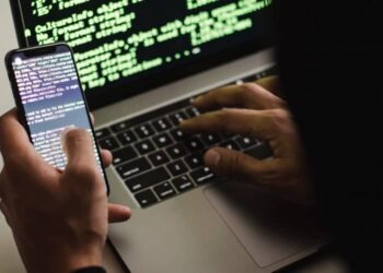 UAE Cybercrime Law: Thinking of typing a curse word on an online chat? This is what you might end up paying in fines