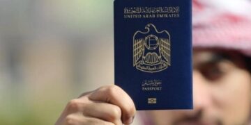 In the UAE, what types of visas are available?