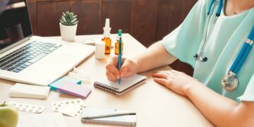 In the UAE, how to get 50% off public health services