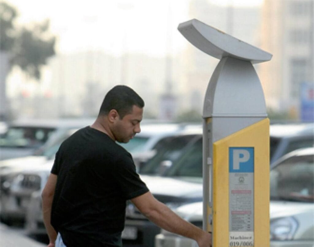 Abu Dhabi, Sharjah free parking timings for Prophet's birthday