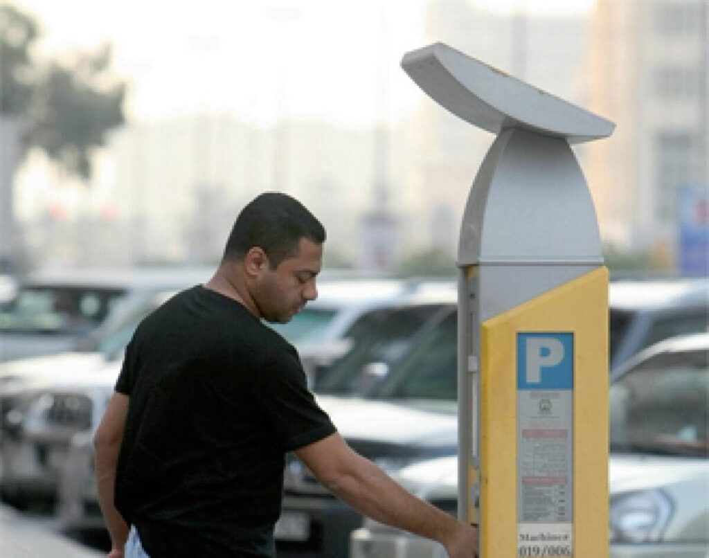 Abu Dhabi, Sharjah free parking timings for Prophet's birthday