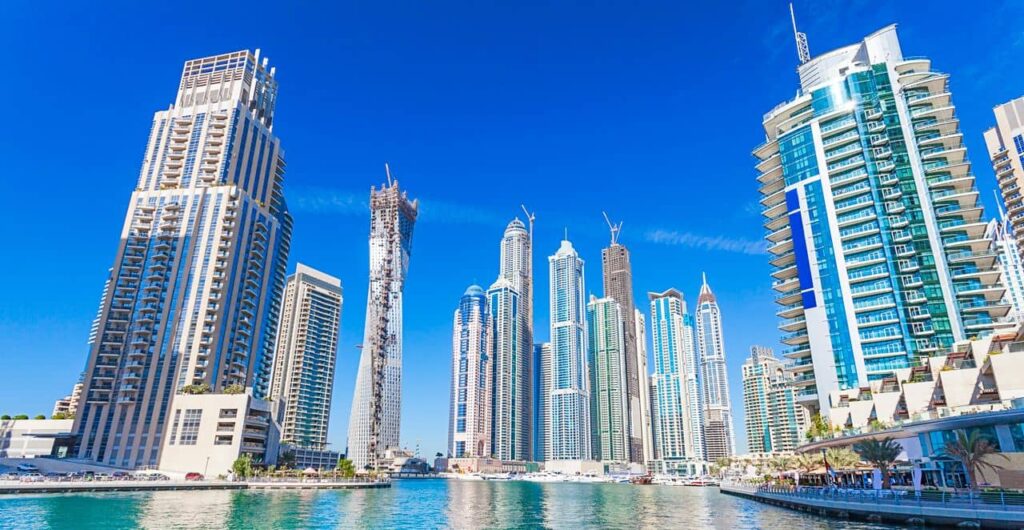 Property market in Dubai witnessed sale of its most expensive villa and apartment in the third quarter of 2022