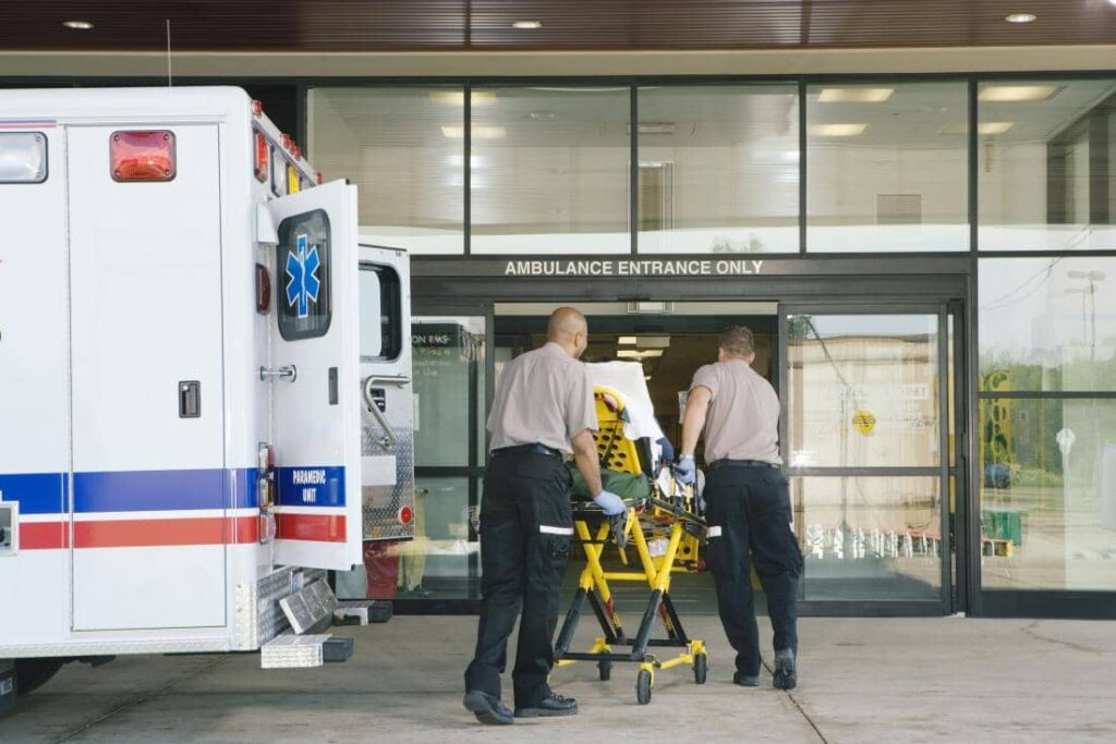 Have a medical emergency? When calling an ambulance, keep these things in mind