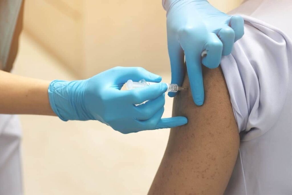 In Abu Dhabi, you can get your flu vaccine at pharmacies