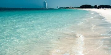 Guide: Umm Suqeim Beach