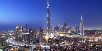 Dubai records over AED2 billion in realty transactions on Tuesday