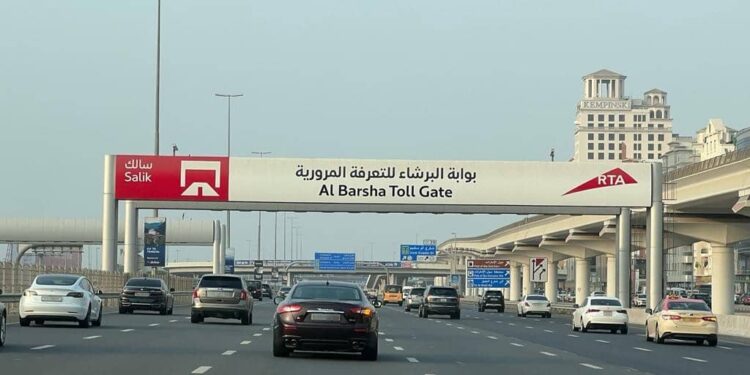 Is it possible to ask a taxi driver to avoid the Salik toll gates in Dubai?