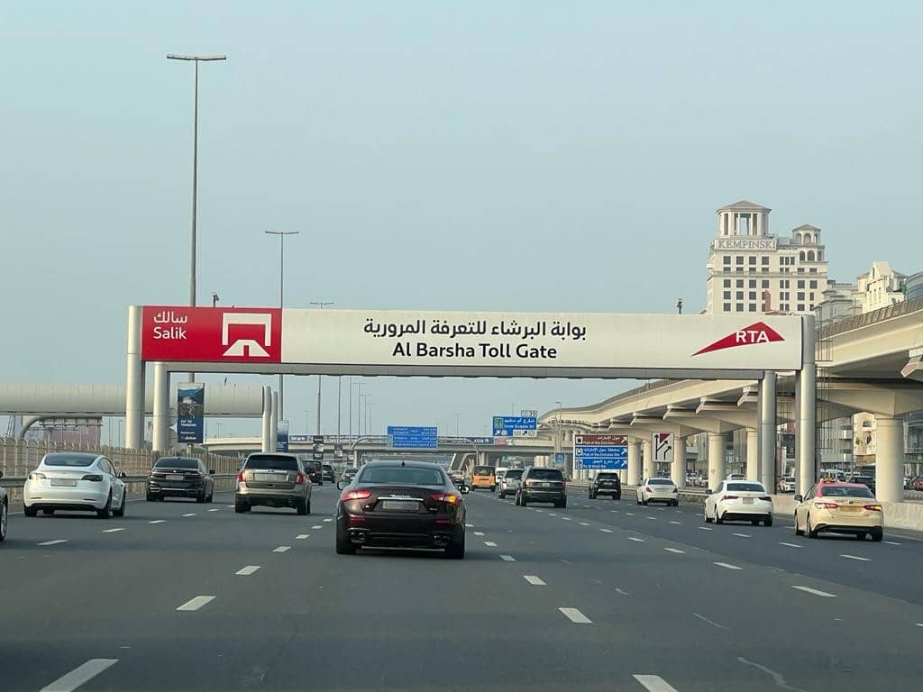 Is it possible to ask a taxi driver to avoid the Salik toll gates in Dubai?