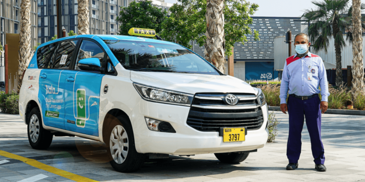 Taxi service for Dubai school pickups and drops-offs - everything you need to know