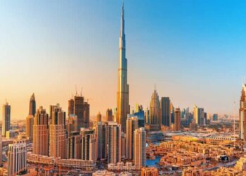 Dubai records over AED2 billion in realty transactions on Monday