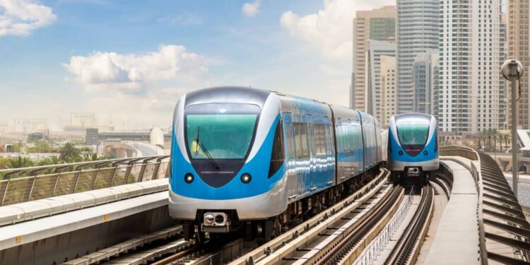 Taking unlimited trips on the Dubai Metro with the RTA travel pass