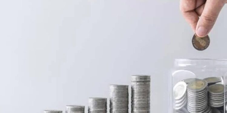 What is the impact of the new end-of-service benefits scheme in the UAE?