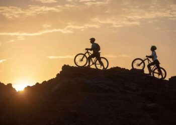 Explore Hatta on a mountain bike during winter in Dubai
