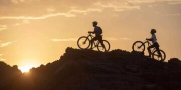 Explore Hatta on a mountain bike during winter in Dubai