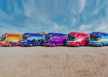 Dubai and Abu Dhabi: Free shuttle bus rides