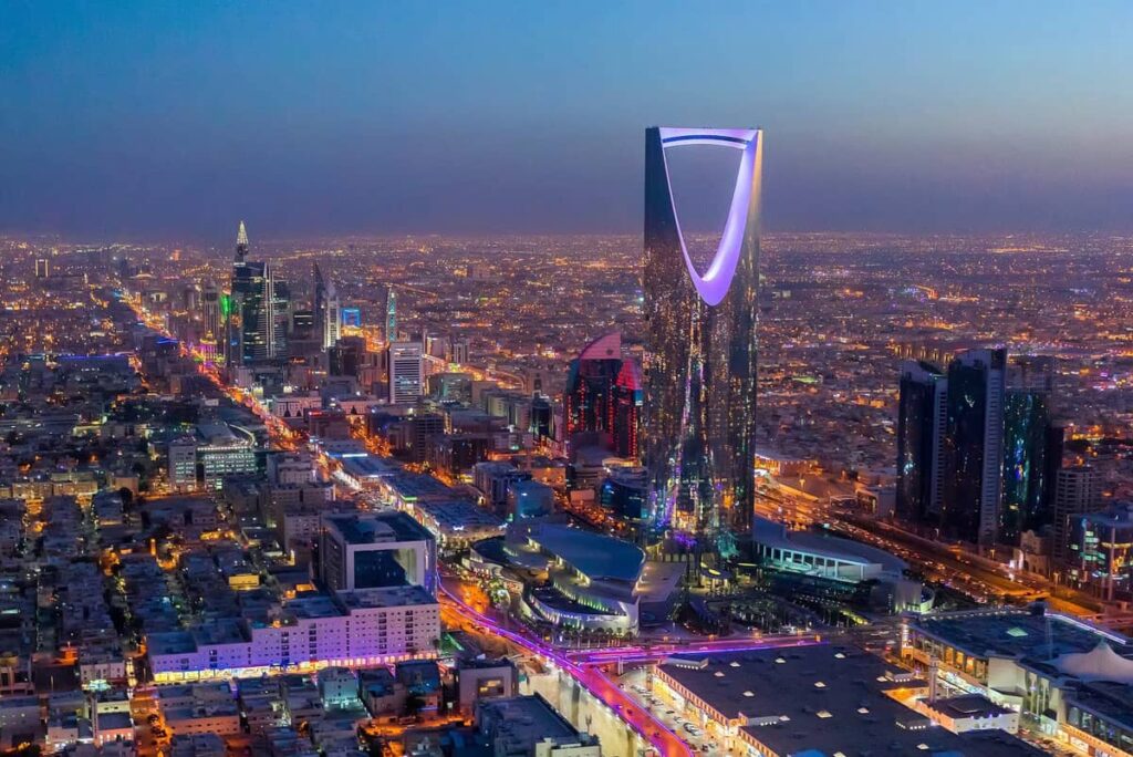 Saudis' employment in the real estate sector surges to 26,000 following localization efforts