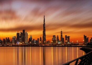 Dubai records over AED2.1 billion in realty transactions on Monday