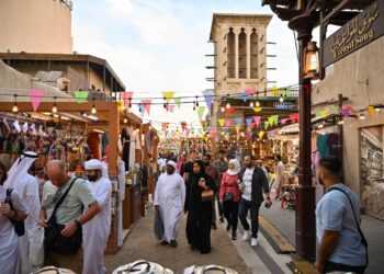 Explore Dubai's Ramadan night markets for family fun and festive feasts