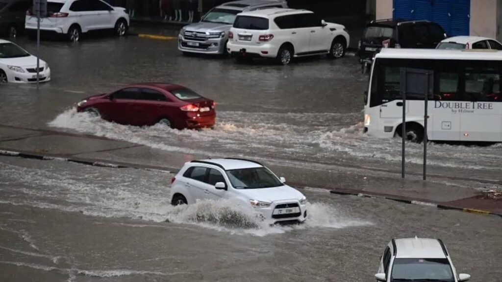 Staying safe during rain, floods, and thunderstorms in the UAE