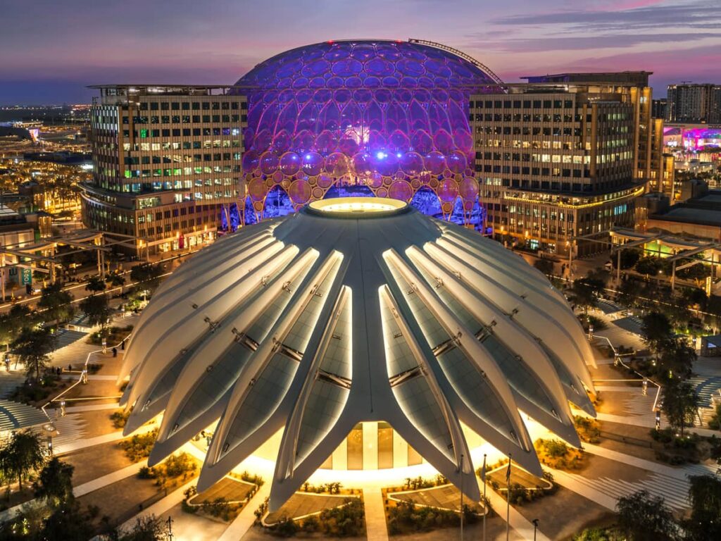 Are you looking for free things to do in Dubai? The new light show at Expo City Dubai is not to be missed