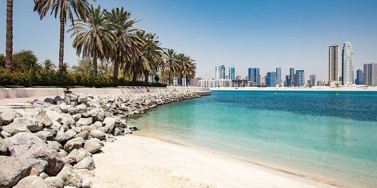 Explore Al Mamzar Beach Park with Dubai's new weekend bus service and save money